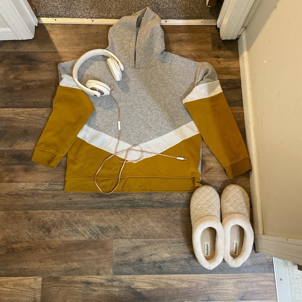 Gray, Tan and brown Women’s Sweater